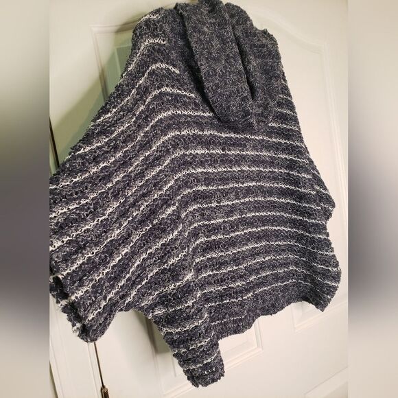 Moth Sweater  - Picture 4 of 8